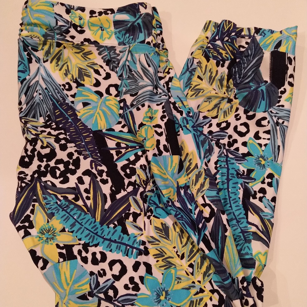 New Calvin Klein Performance Leggings, size Large